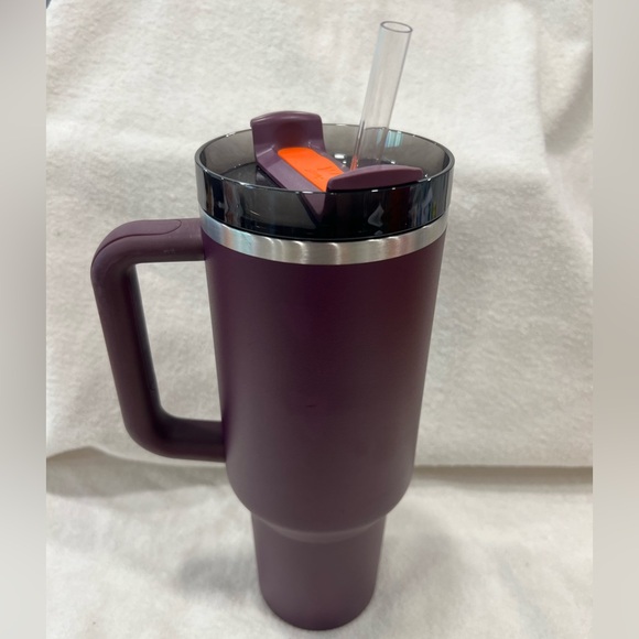 Stanley Quencher 40oz Plum - Picture 3 of 11